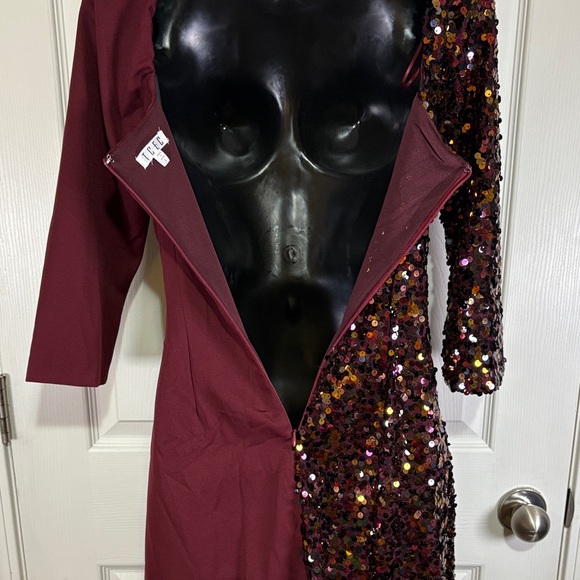 TCEC Elegant Sequin Burgundy Dress Sz Small - Picture 6 of 8